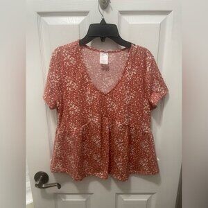 No Boundaries Rust-White Floral Peplum V-Neck Top